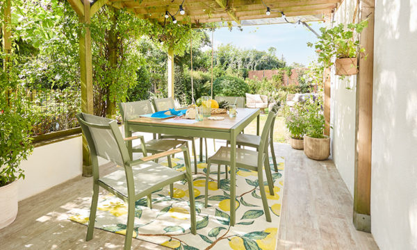 Comment bien préparer son extérieur et sa maison pour l'été ?